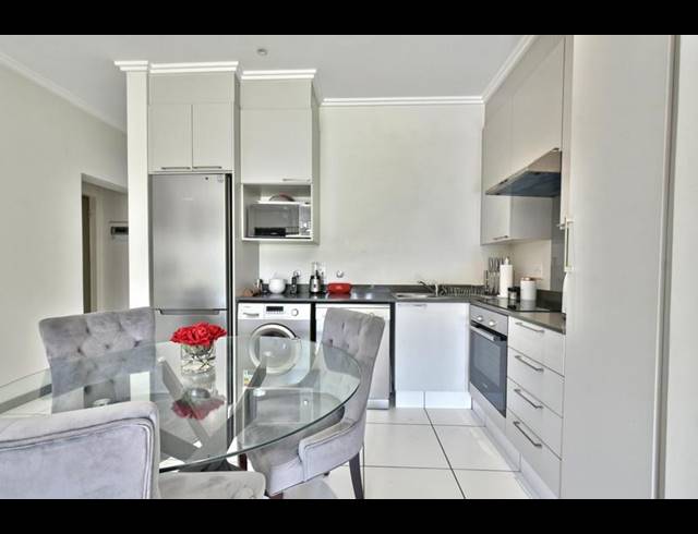 1 BEDROOM APARTMENT FOR SALE IN LONEHILL